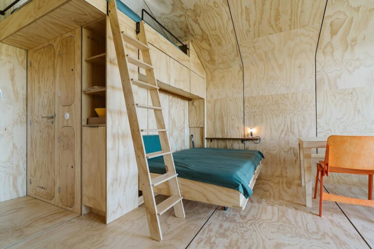 4 WIKKELHOUSE